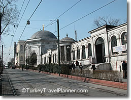 Sultans' Tombs along Divan Yolu, Istanbul, Turkey
