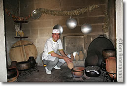 Tandır Cooking, Gul Konaklari, Mustafapasa (Sinasos), Cappadocia, Turkey