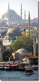 Nuruosmaniye & Rüstem Pasha mosques, Istanbul, Turkey