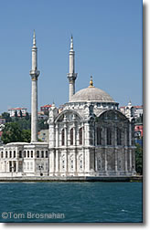 Mecidiye Camii, Ortaköy, Bosphorus, Istanbul, Turkey