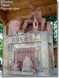 Mounment to Pottery & Carpet-weaving, Avanos, Cappadocia, Turkey