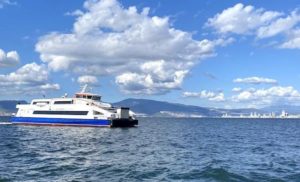 <u><h4>Ship & Ferry Transport</h4></u>