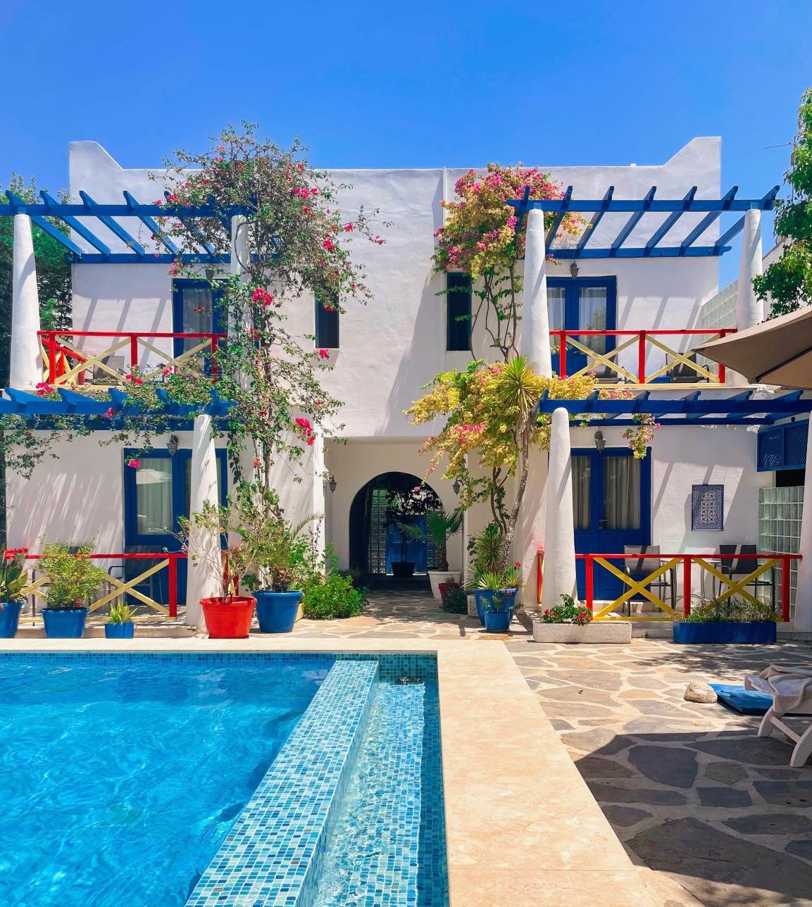 Stunning Exterior of Rooms