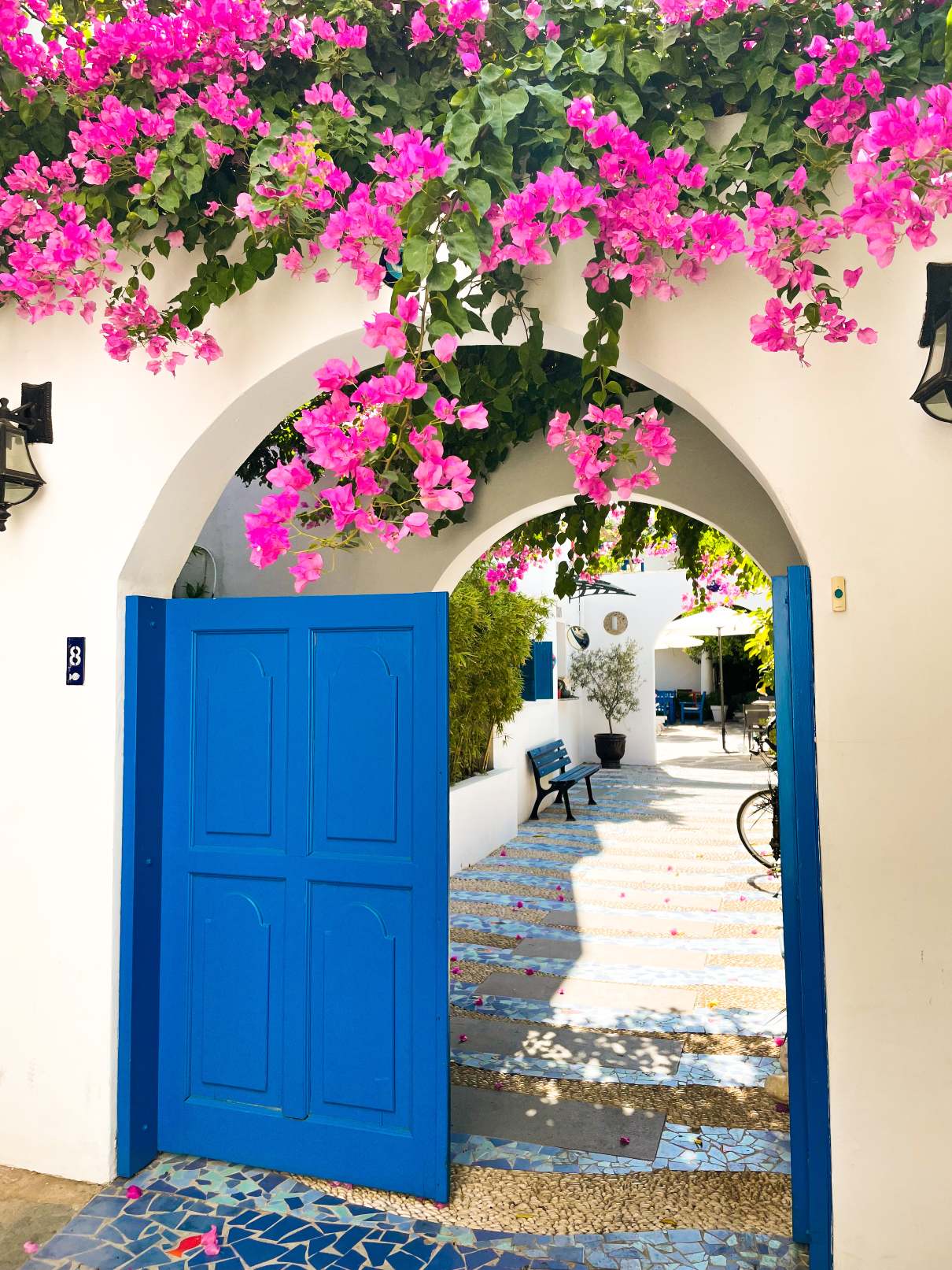 The Entrance of Su Otel