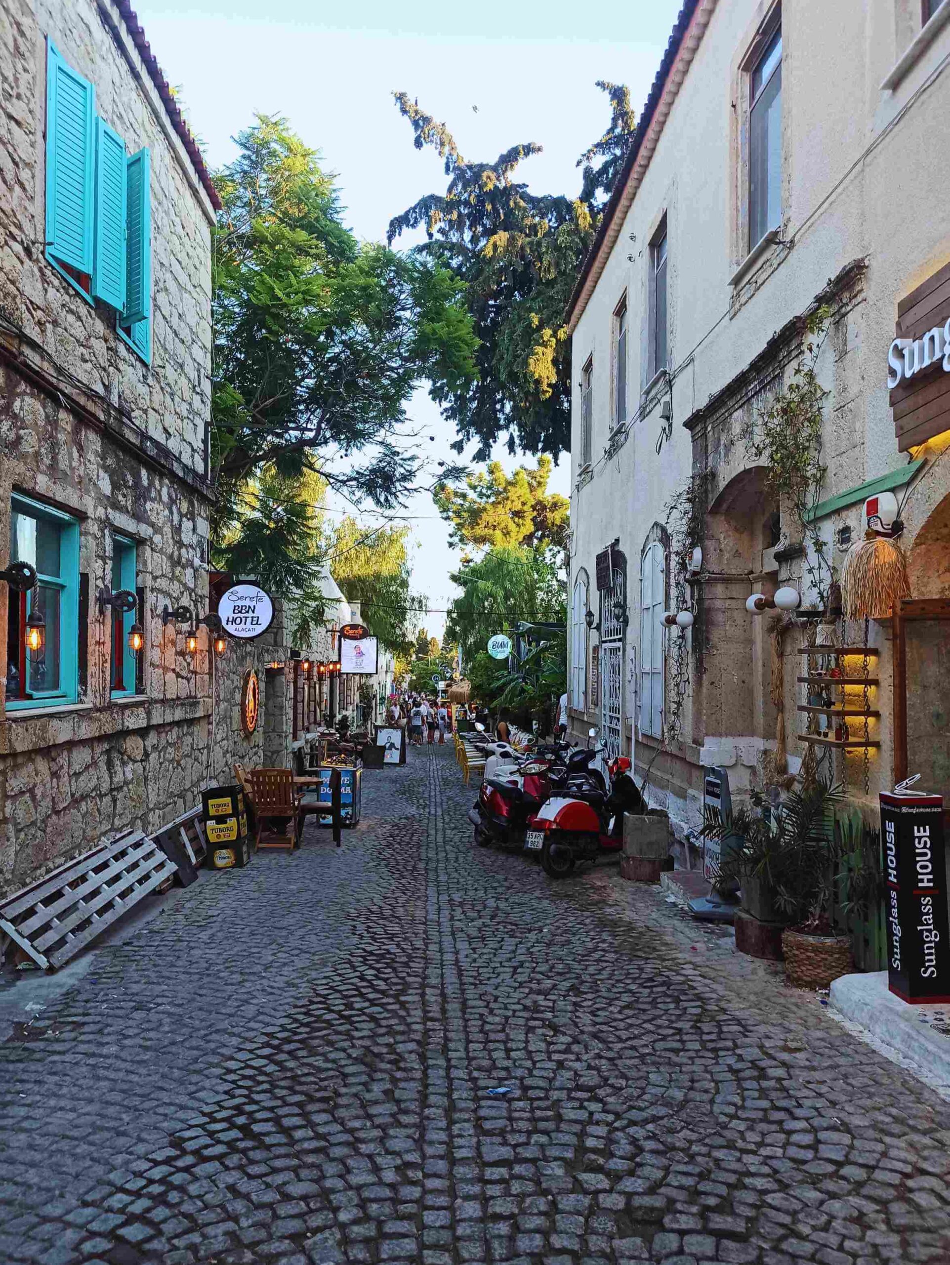 alacati-streets
