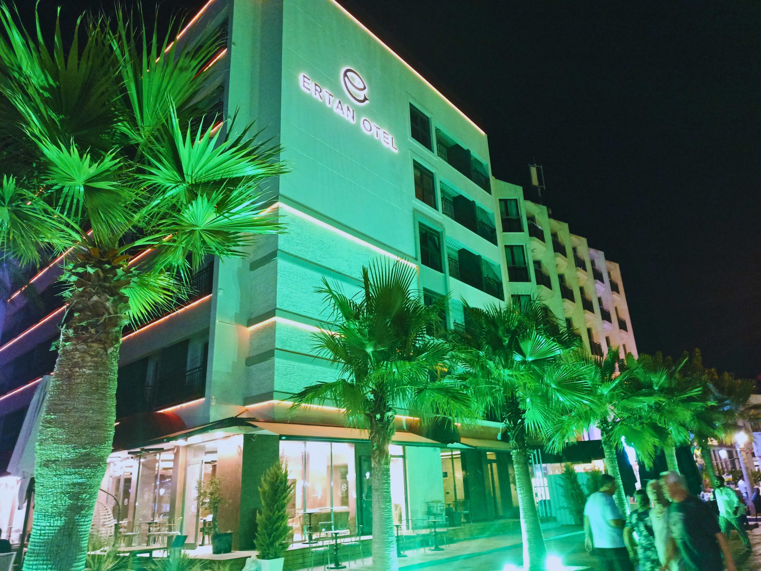 Ertan Otel, Çeşme