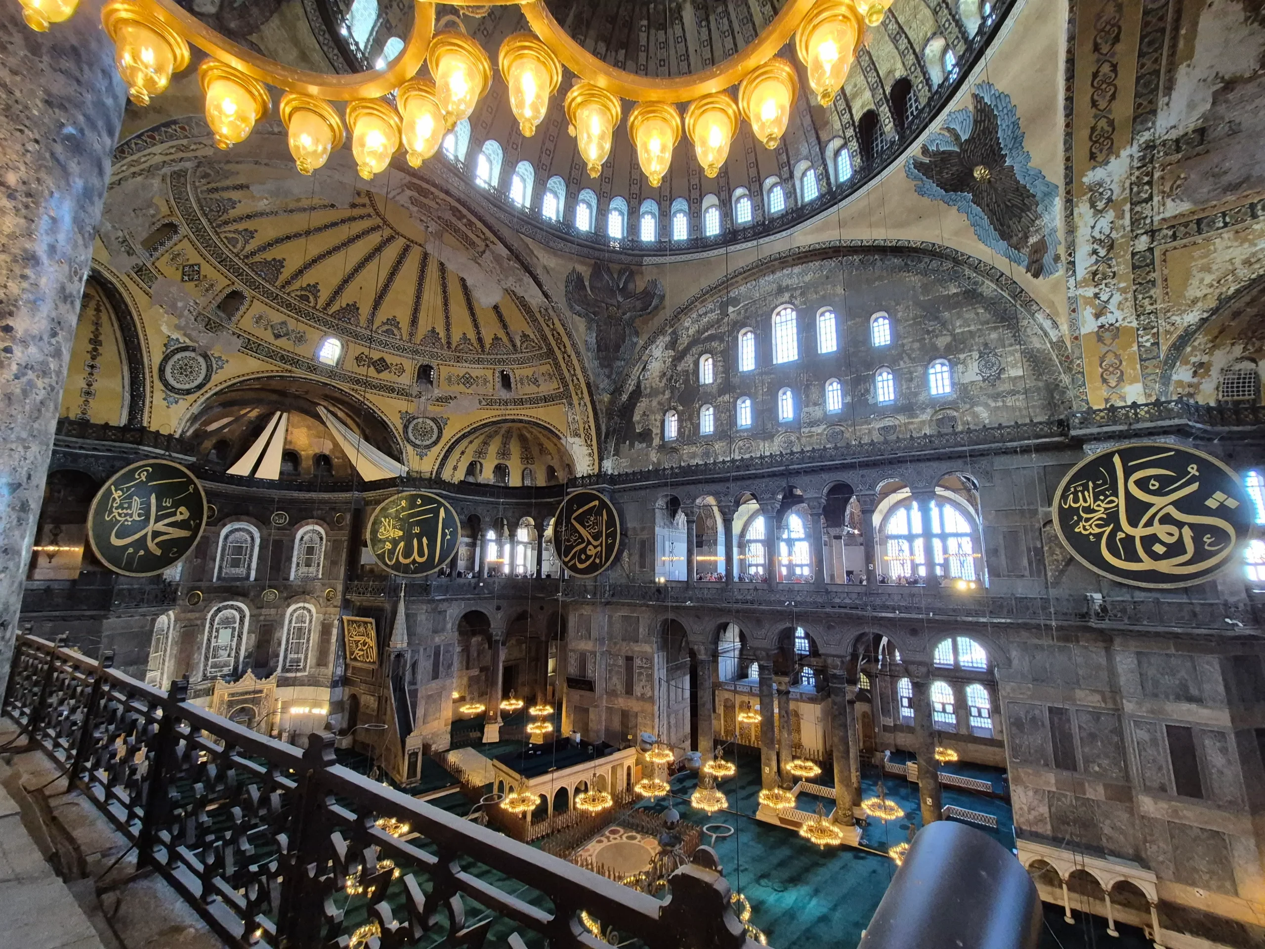hexapteryga motifs inside hagia sophia